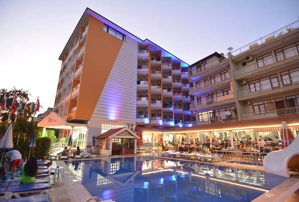 hotel arsi alanya_shabavizparvaz_02.jpg